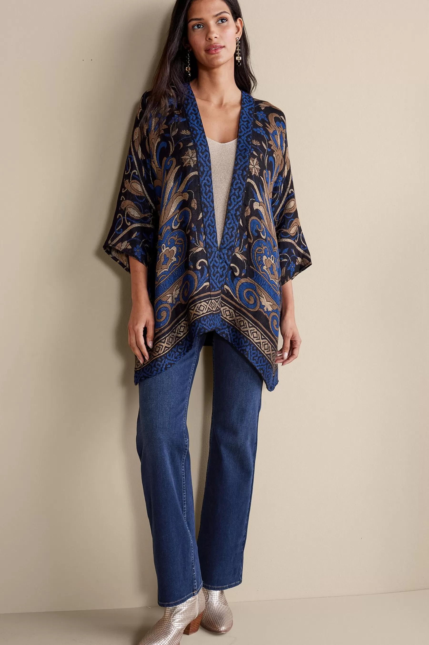 night_garden_topper_8515.webp Into The Blues | Everyday Styles-Soft Surroundings Night Garden Topper Tapestry Multi